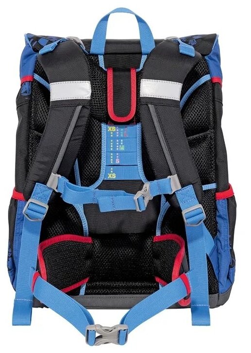 Ранец DerDieDas ErgoFlex XL "Пес на скейте" 850г, 5 предметов (ранец, пенал с наполнением, пенал без наполнения, спортивная сумка)
